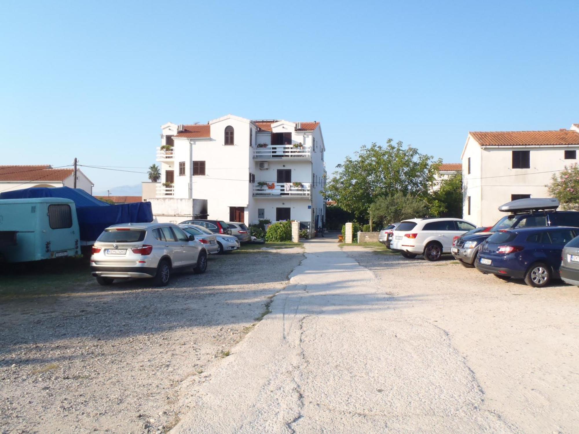 Apartments Ida Sućuraj Eksteriør bilde